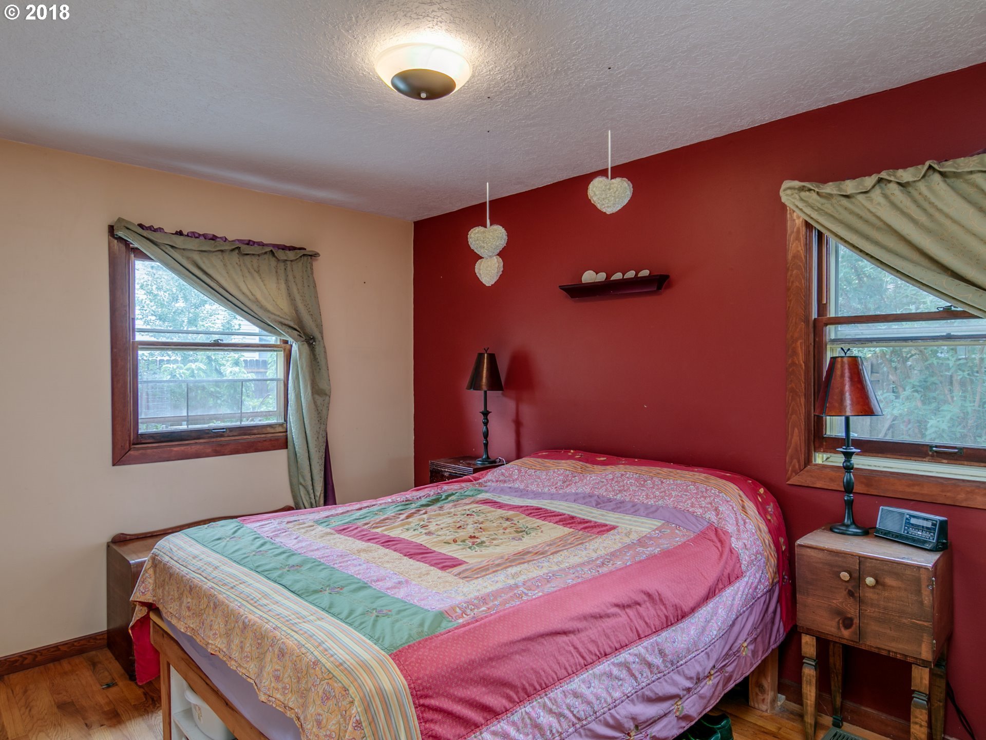 9818 Southeast Reedway Street Portland, OR 97266 - Photo 9 of 17 Gallery Image 9