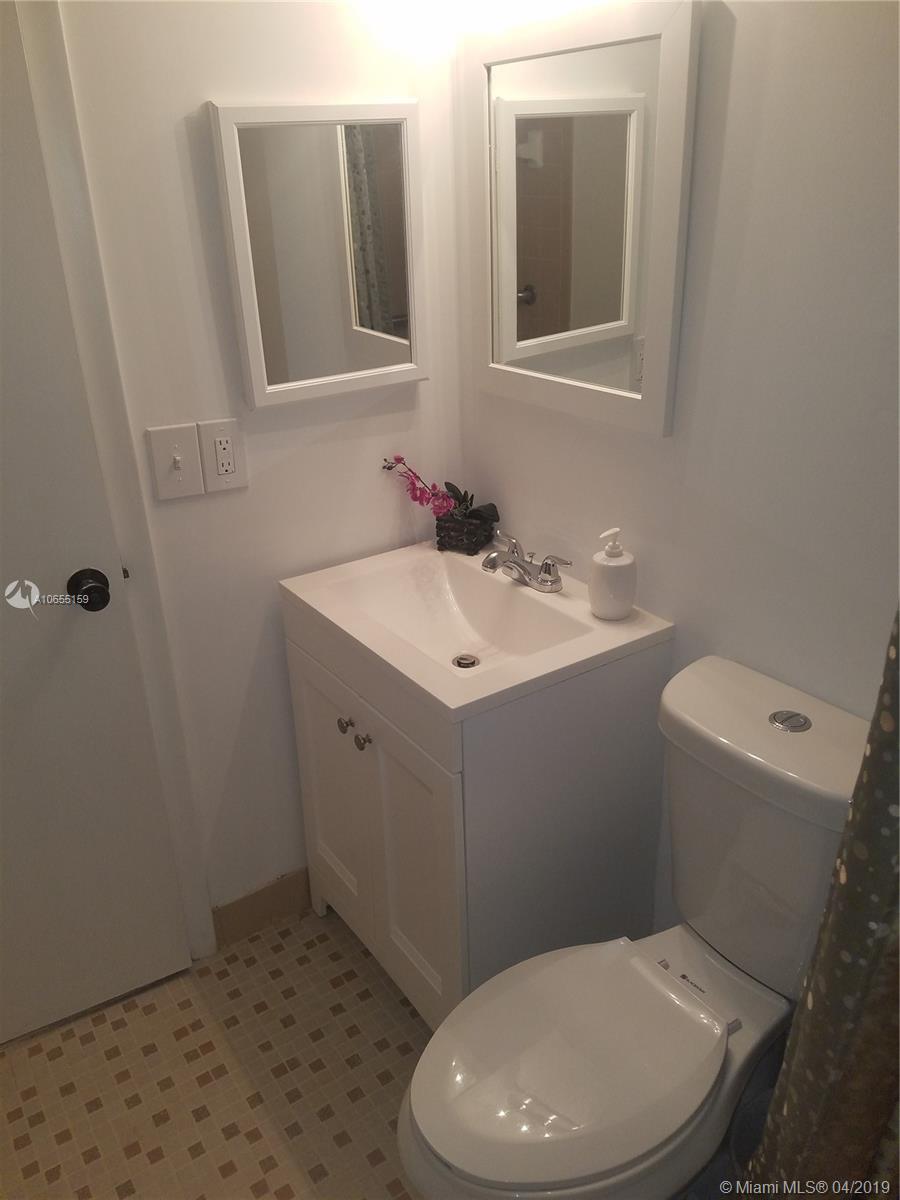 15609 Southwest 73rd Cir Terrace, Unit 89 Miami, FL 33193 - Photo 9 of 20