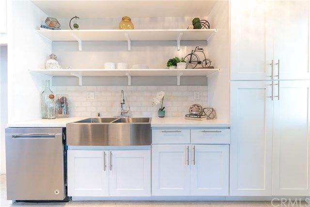 $1,799,999 | 397 La Perle Lane, Costa Mesa, CA 92627