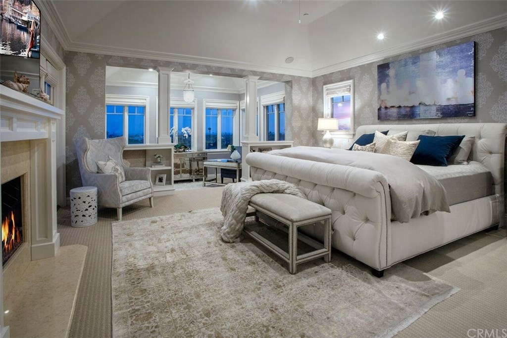 311 Kings Road Newport Beach, CA 92663 - Photo 24 of 50