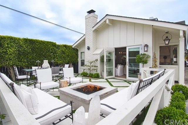$1,785,000 | 409 Poinsettia Avenue, Corona del Mar, CA 92625