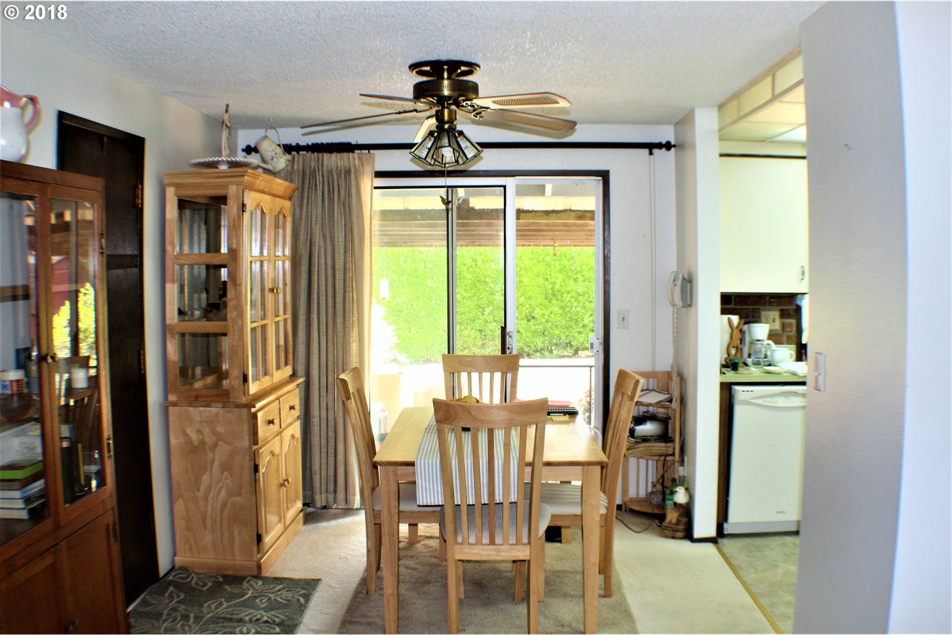 1680 Southwest 194th Avenue Aloha, OR 97003 - Photo 4 of 11 Gallery Image 4