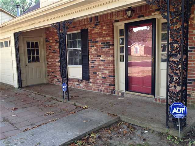 5737 Foxdale Road Memphis, TN 38115 - Photo 3 of 24 Gallery Image 3