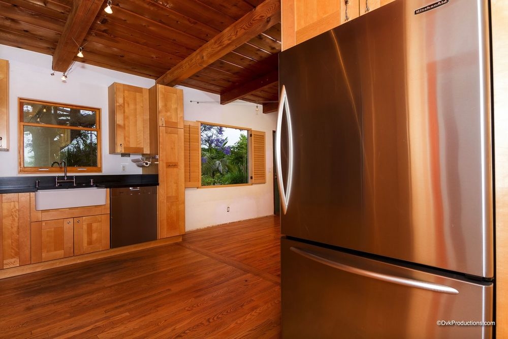 615 Arden Drive Encinitas, CA 92024 - Photo 12 of 20