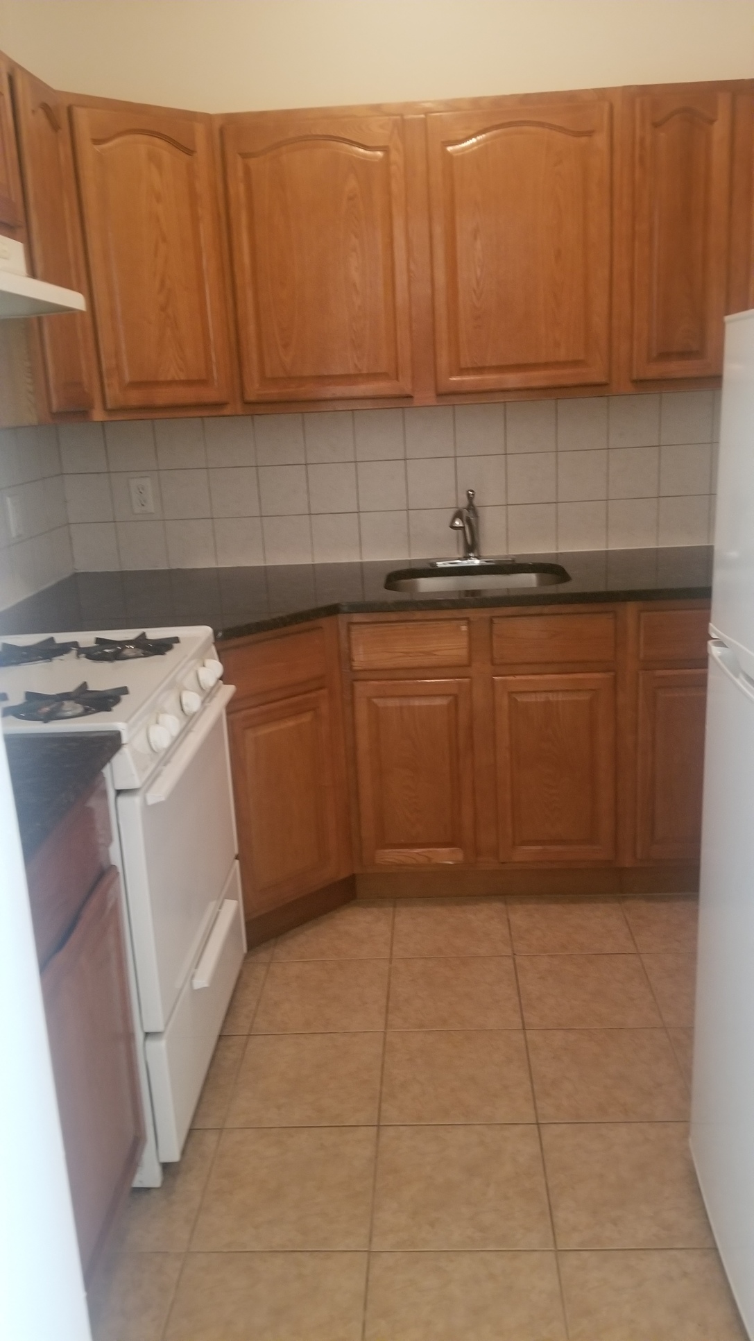 1259 Myrtle Avenue, Unit 2 Brooklyn, NY 11221 - Photo 4 of 6