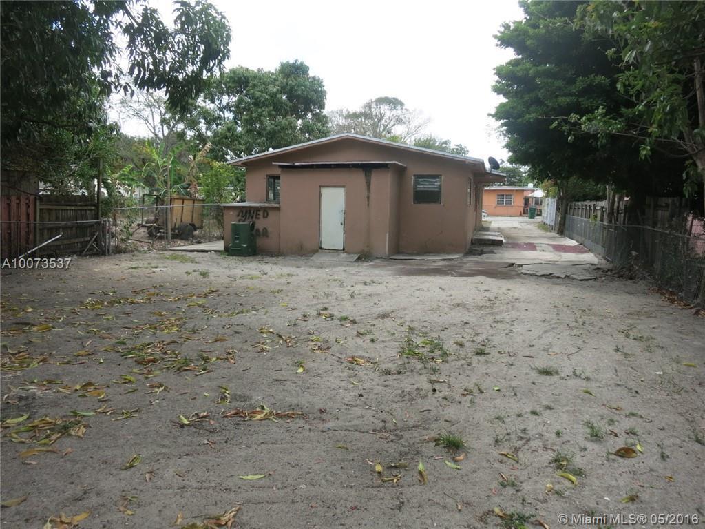 1023 Northwest 33rd Street Miami, FL 33127 - Photo 3 of 26