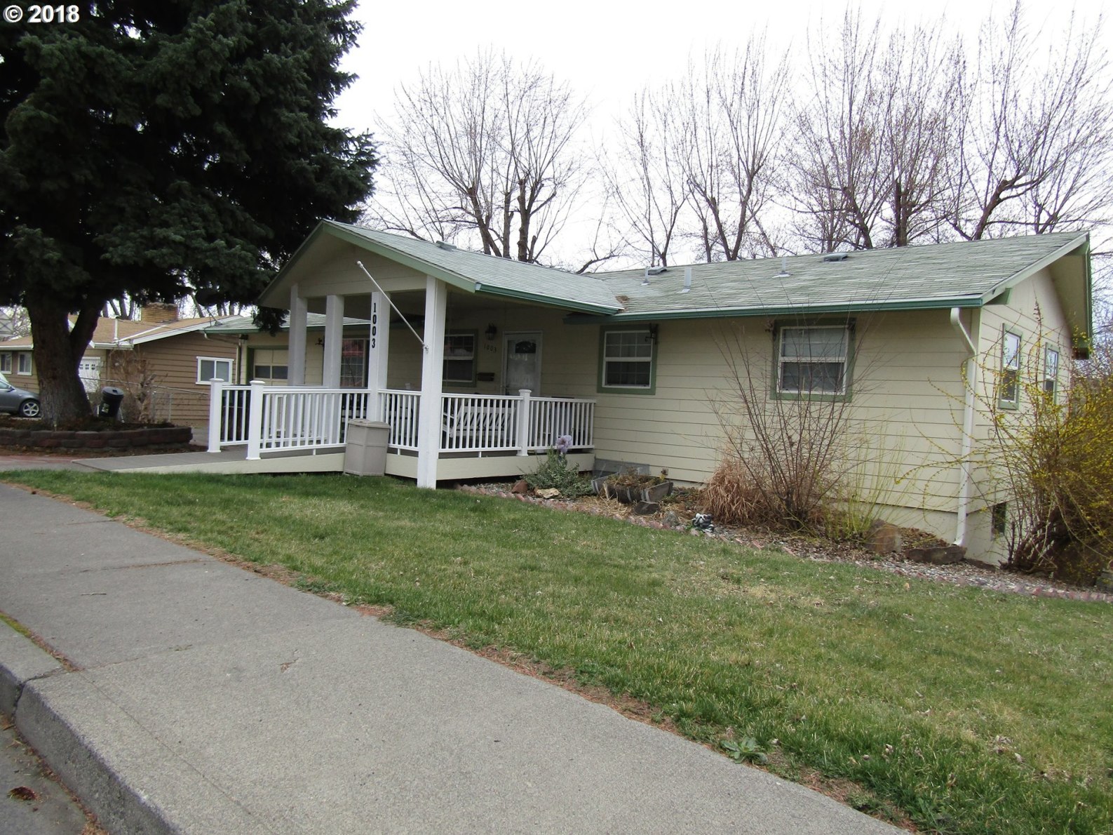 1003 Southwest 33rd Street Pendleton, OR 97801 - Photo 6 of 7