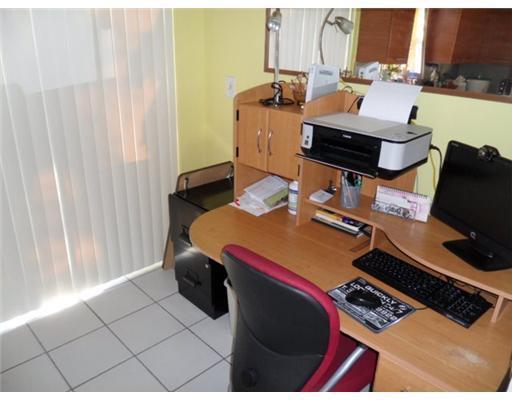 6275 Southwest 130th Avenue, Unit 807 Miami, FL 33183 - Photo 9 of 11