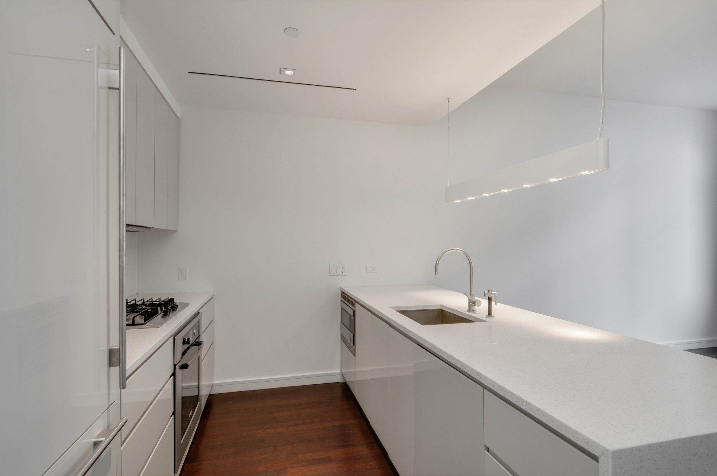 300 East 23rd Street, Unit 12H Manhattan, NY 10010 - Photo 2 of 5