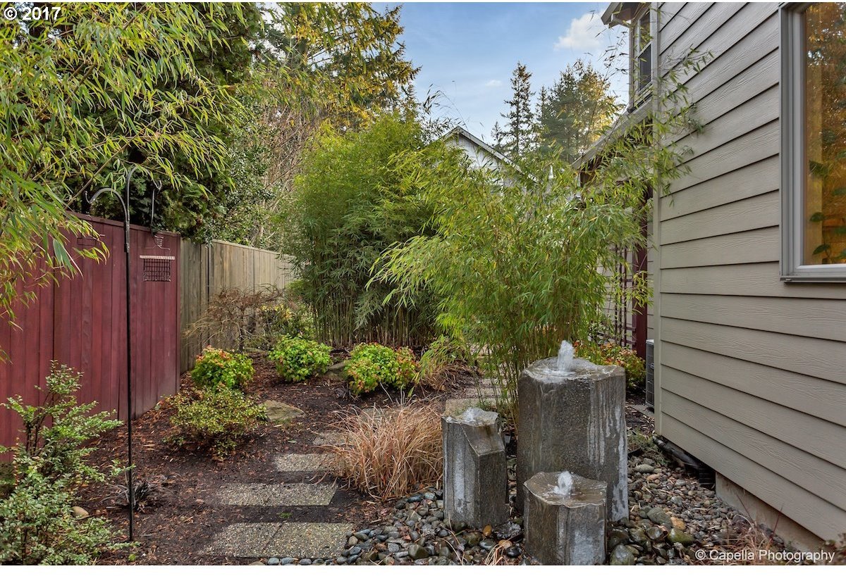 5406 Southwest Taylors Ferry Road Portland, OR 97219 - Photo 24 of 28
