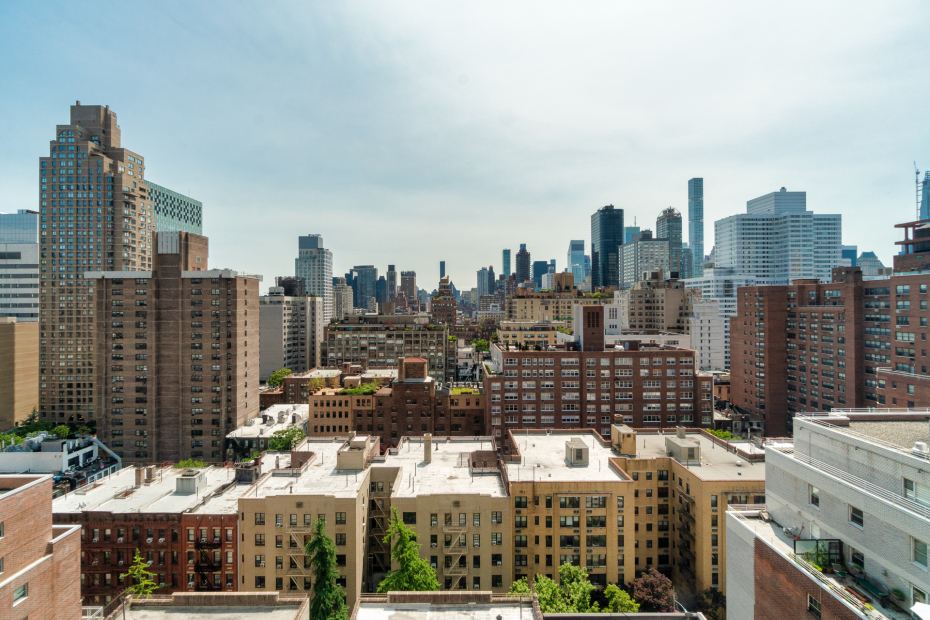 340 E 72nd St, Manhattan, NY 10021 - Photo 4 of 4