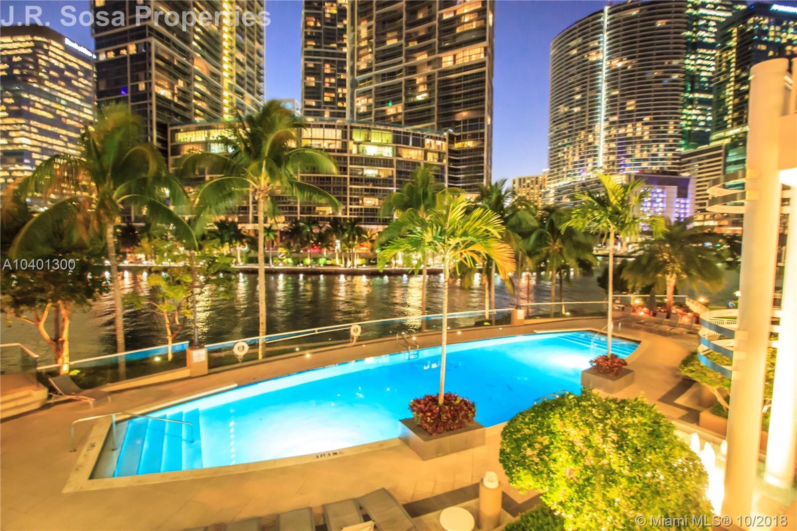 901 Brickell Key Boulevard, Unit 1005 Miami, FL 33131 - Photo 37 of 41