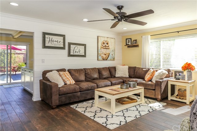 3040 Harding Way Costa Mesa, CA 92626 - Photo 2 of 32