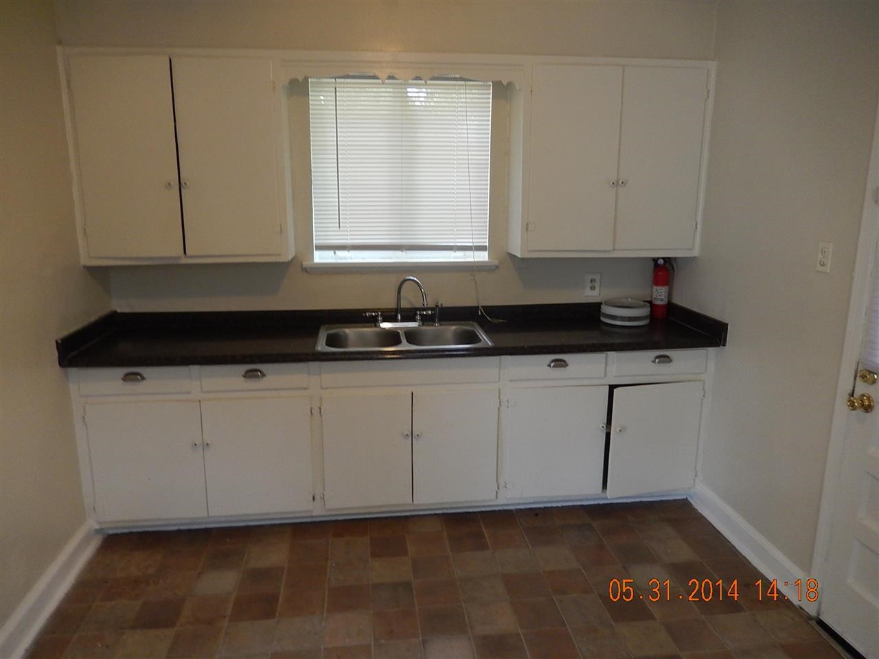 1304 Prescott Road Memphis, TN 38111 - Photo 7 of 14