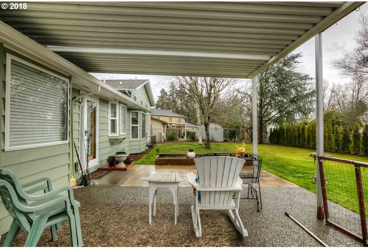 979 Mistletoe Loop North Keizer, OR 97303 - Photo 22 of 32 Gallery Image 22