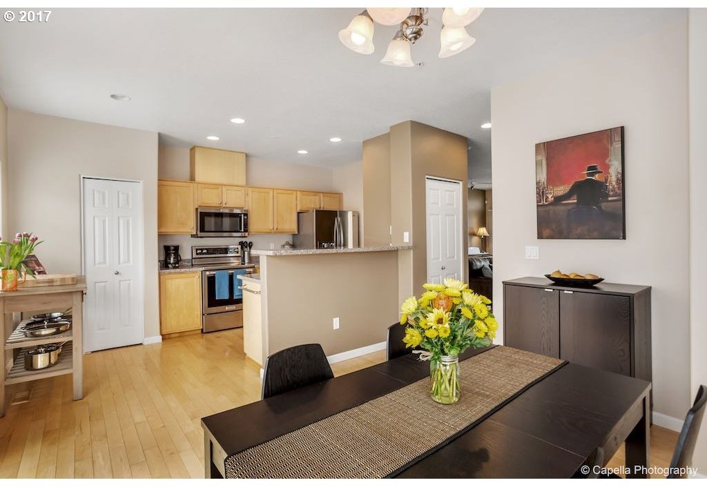 15205 Southwest Sparrow Loop, Unit 101 Beaverton, OR 97007 - Photo 10 of 27 Gallery Image 10