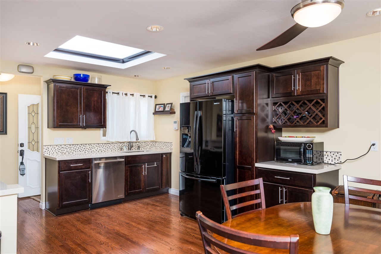 2552 Murray Ridge Road San Diego, CA 92123 - Photo 9 of 23