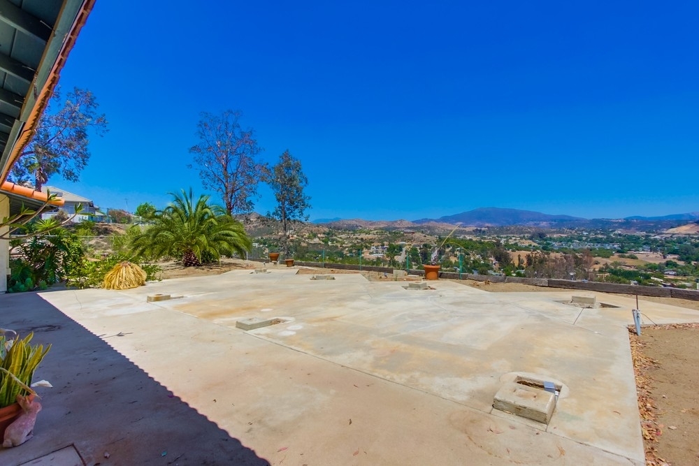 9985 El Capitan Real Road El Cajon, CA 92021 - Photo 15 of 23 Gallery Image 15