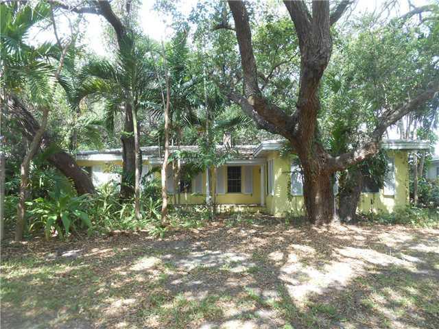 4190 Bay Road Miami, FL 33137 - Photo 1 of 18