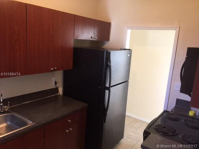 7555 Southwest 38th Street Miami, FL 33155 - Photo 3 of 19