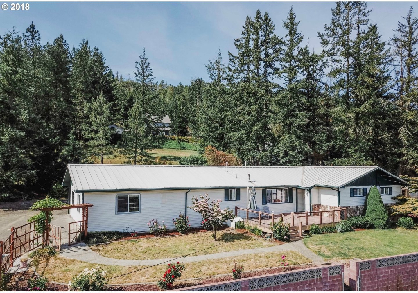 2096 Nonpareil Road Sutherlin, OR 97479 - Photo 1 of 31