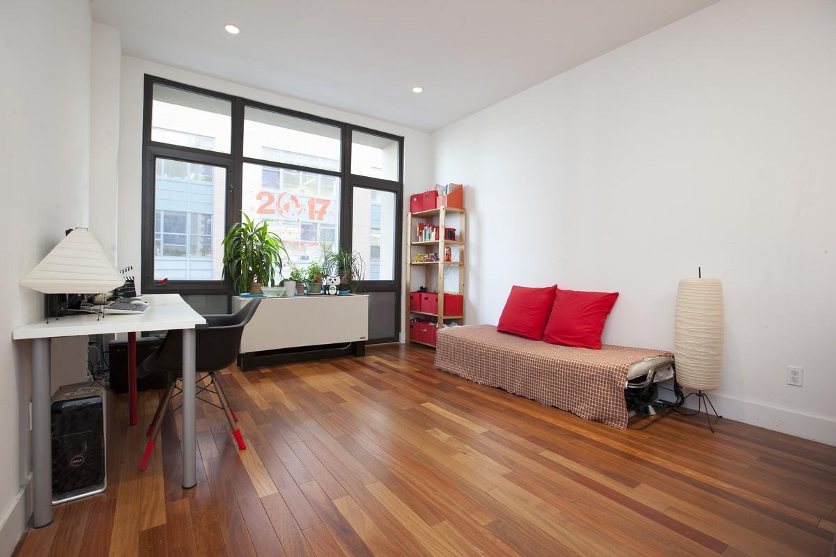 41-18 27th Street, Unit 7A Queens, NY 11101 - Photo 5 of 7