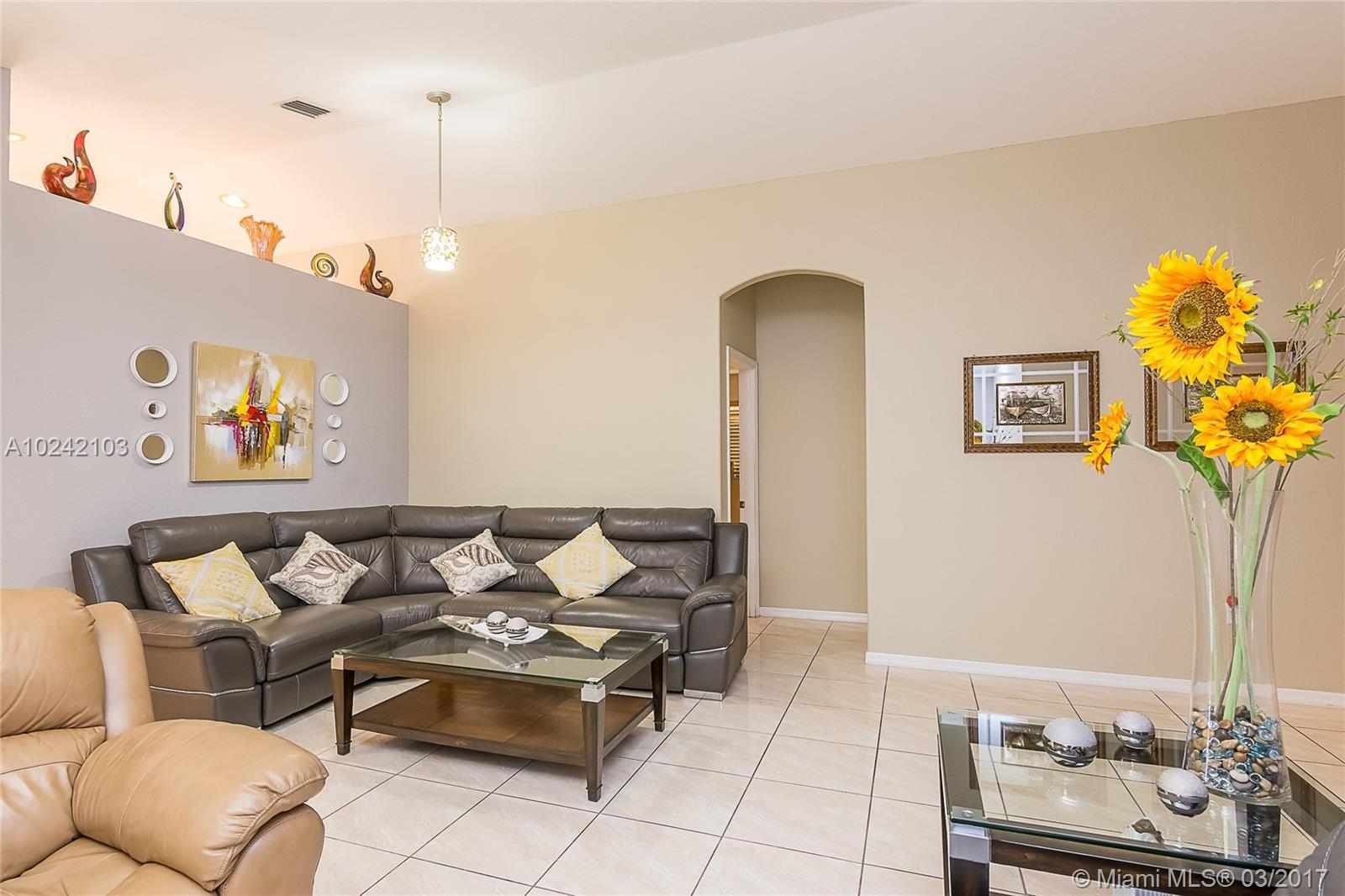 1940 Southeast 14th Court Homestead, FL 33035 - Photo 10 of 30