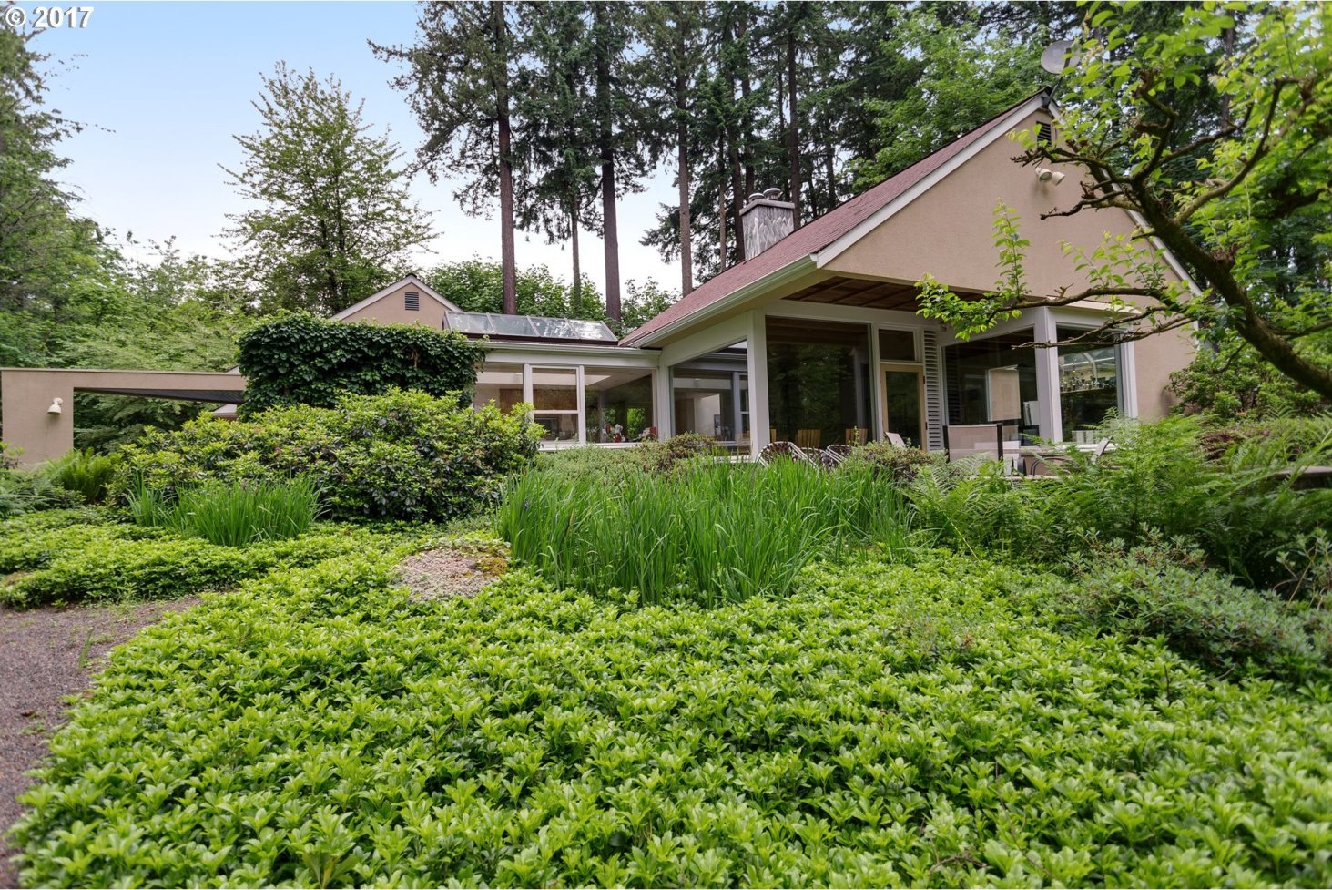 1551 South Military Road Portland, OR 97219 - Photo 19 of 22 Gallery Image 19