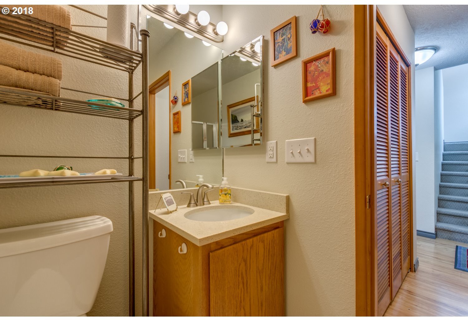 12433 Southeast Caruthers Street Portland, OR 97233 - Photo 14 of 32