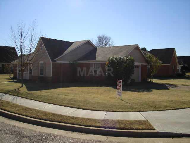 5471 Edwin Forest Road Memphis, TN 38141 - Photo 1 of 6