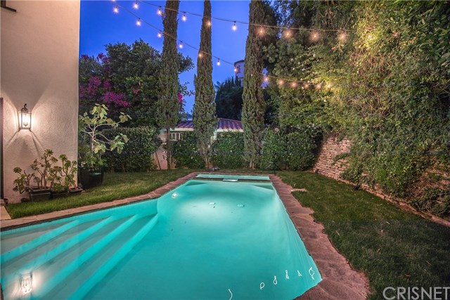 8809 Evanview Drive Los Angeles, CA 90069 - Photo 41 of 46