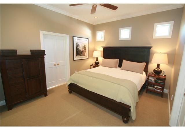 318 Ridgewood Road Coral Gables, FL 33133 - Photo 8 of 25 Gallery Image 8