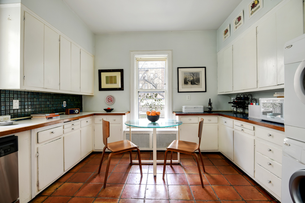 365 Parkside Avenue Brooklyn, NY 11226 - Photo 5 of 14