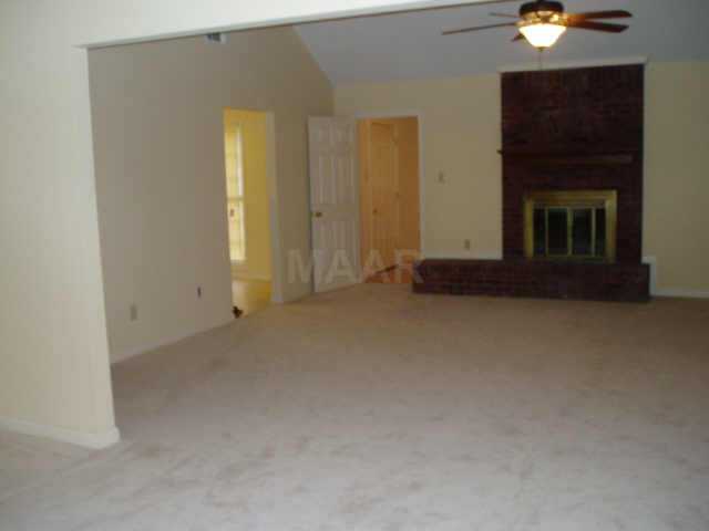 7306 Barnstable Road Memphis, TN 38125 - Photo 3 of 10 Gallery Image 3