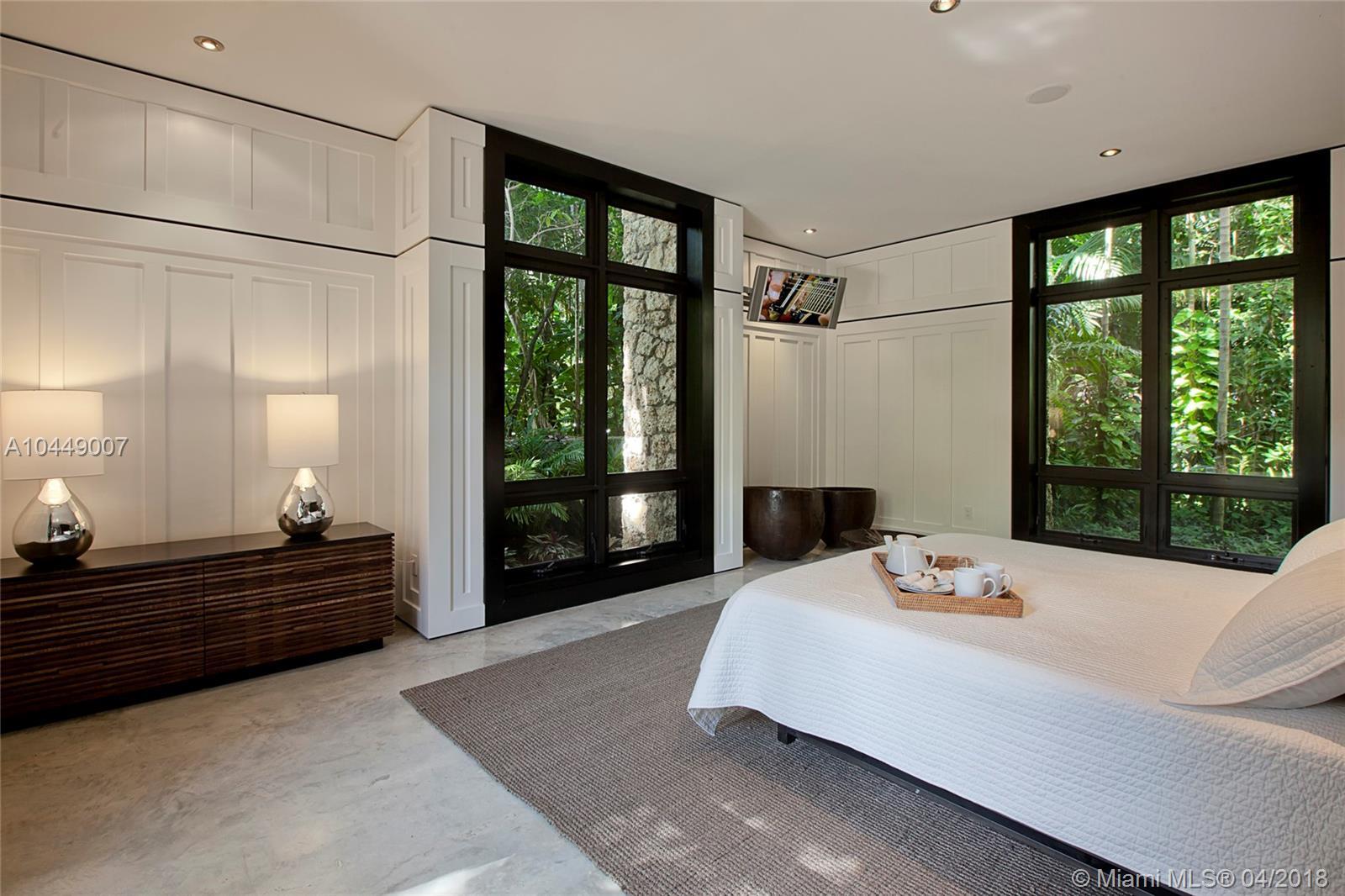 4080 Douglas Road Coconut Grove, FL 33133 - Photo 8 of 27