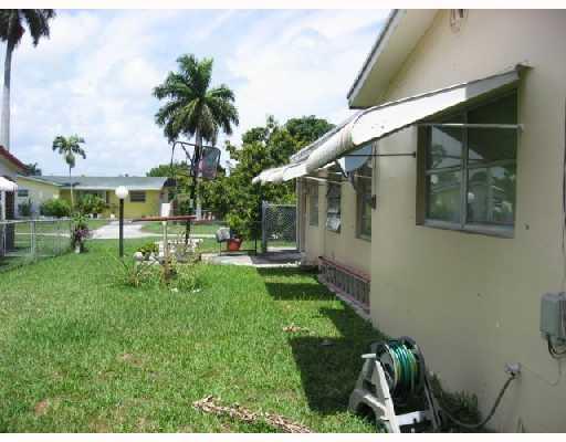 701 Southwest 4th Street Hallandale, FL 33009 - Photo 13 of 13