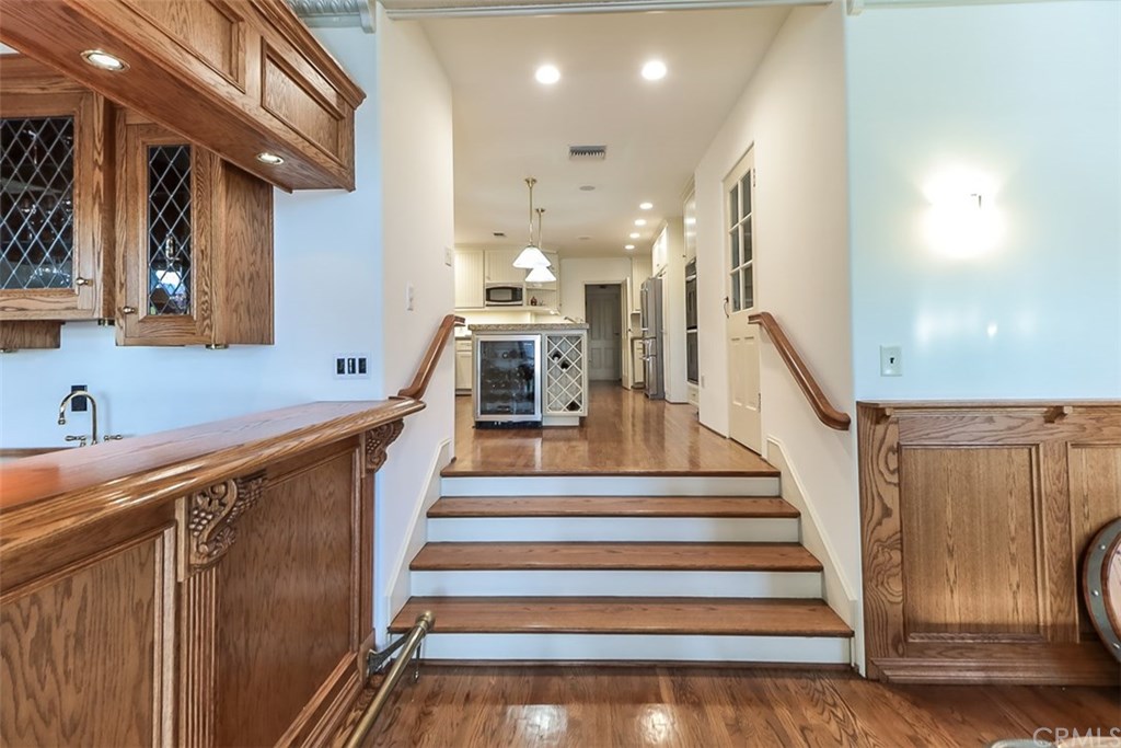 975 Hillcrest Drive Upland, CA 91784 - Photo 21 of 65