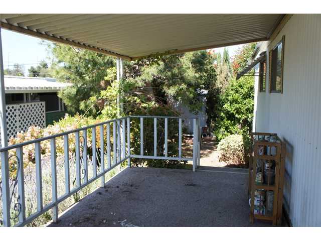 809 Olive Avenue, Unit 41 Vista, CA 92083 - Photo 4 of 8