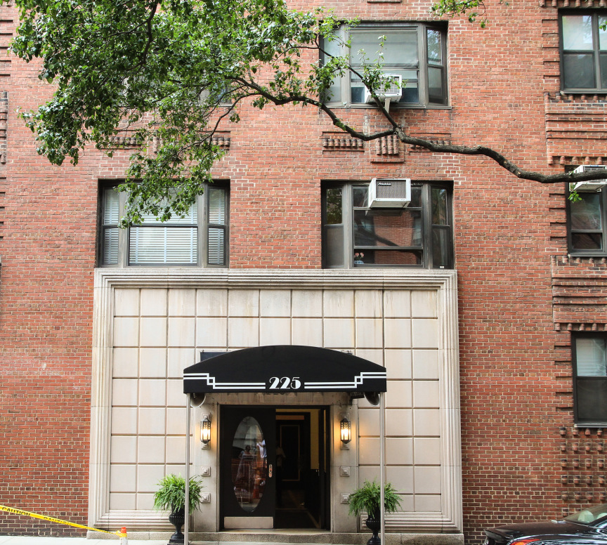 225 E 74th St, Manhattan, NY 10021 - Photo 2 of 4