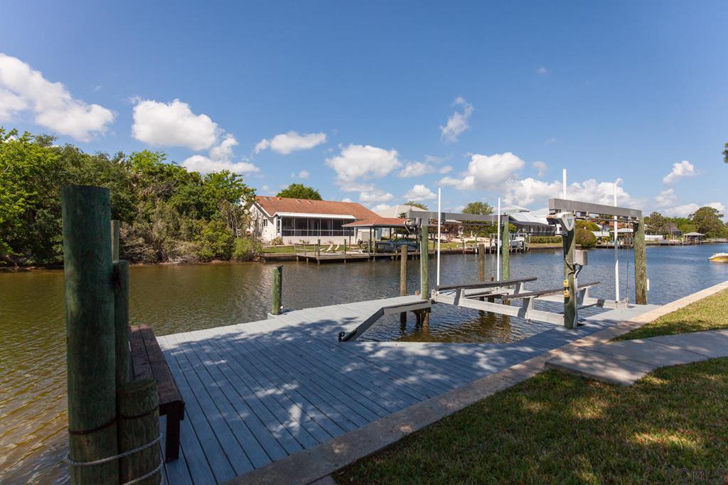 34 Cold Spring Court Palm Coast, FL 32137 - Photo 4 of 43