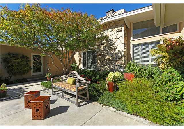 2340 Rue Adriane La Jolla, CA 92037 - Photo 6 of 17