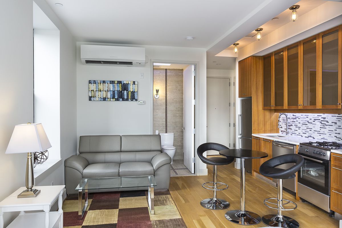 573 Metropolitan Avenue, Unit 5C Brooklyn, NY 11211 - Photo 2 of 7