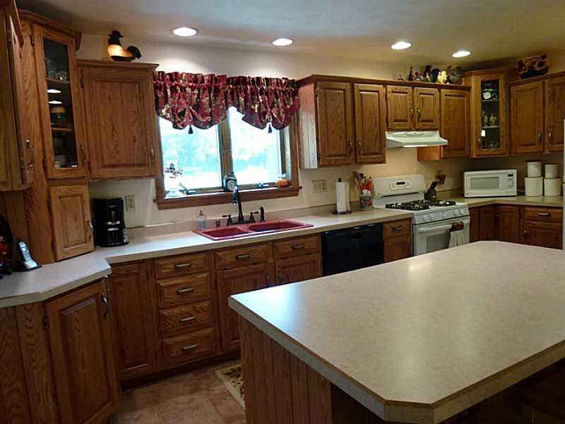 300 Beaver Road Jeannette, PA 15644 - Photo 9 of 25 Gallery Image 9