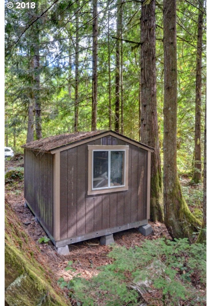 22715 East Autumn Lane Rhododendron, OR 97049 - Photo 27 of 31 Gallery Image 27
