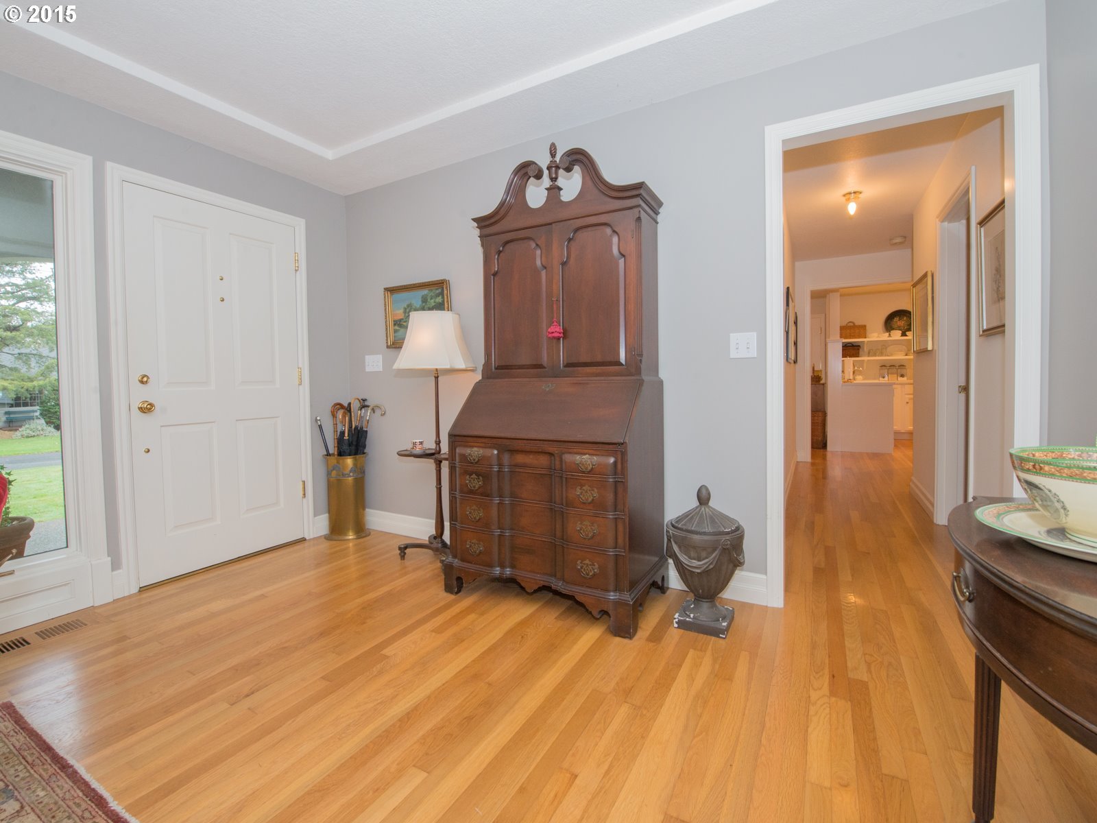 8426 Southwest 58th Avenue Portland, OR 97219 - Photo 12 of 29 Gallery Image 12