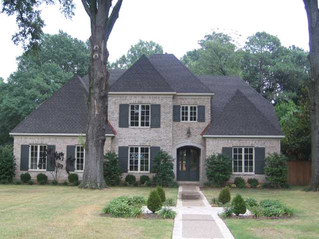 306 Colonial Road Memphis, TN 38117 - Photo 1 of 10