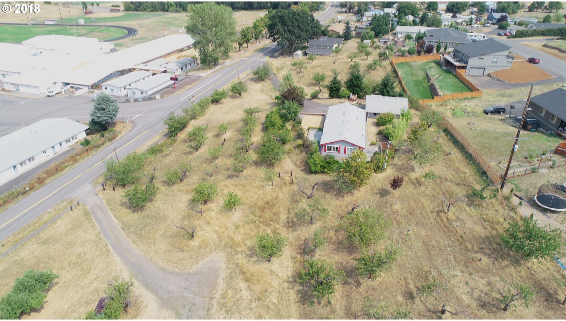517 Northwest Loop Road White Salmon, WA 98672 - Photo 7 of 8 Gallery Image 7