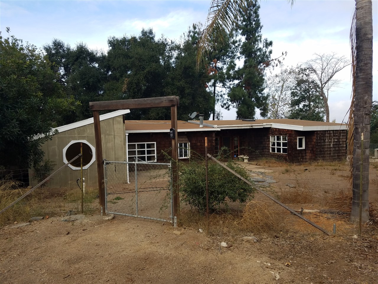 1378 Willow Glen Road Fallbrook, CA 92028 - Photo 1 of 2 Gallery Image 1