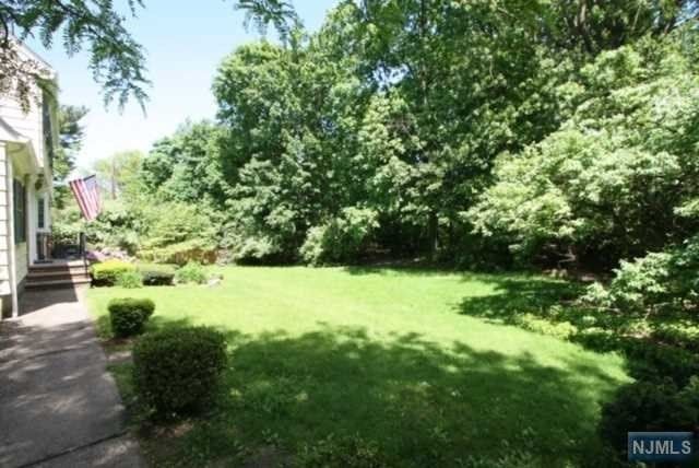 51 Dryden Road Montclair, NJ 07043 - Photo 22 of 24