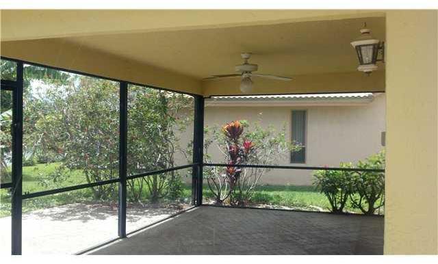 9661 El Clair Ranch Road Boynton Beach, FL 33437 - Photo 3 of 11